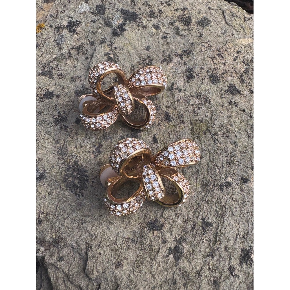 Oscar de la Renta Gold Clover Pavé Crystal Clip-On Earrings OS - Picture 10 of 14